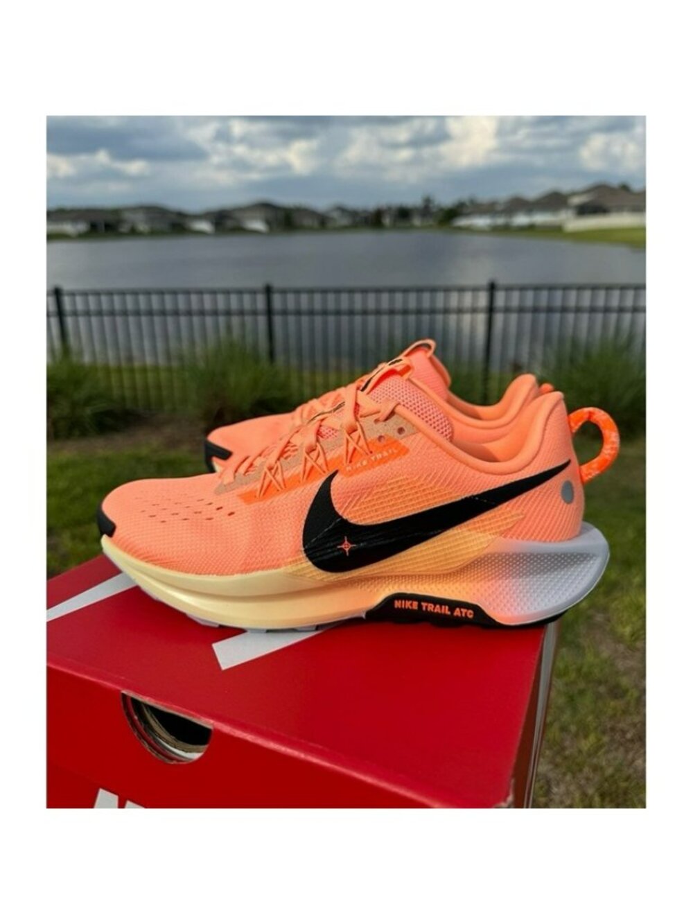 SIZE 10 WOMEN'S NIKE REACTX PEGASUS TRAIL 5 ORANGE PULSE / BLACK DV3865-800 - Picture 1 of 9